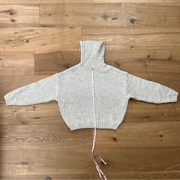 H&M Chunky-knit Turtleneck Sweater - Picture 6 of 10